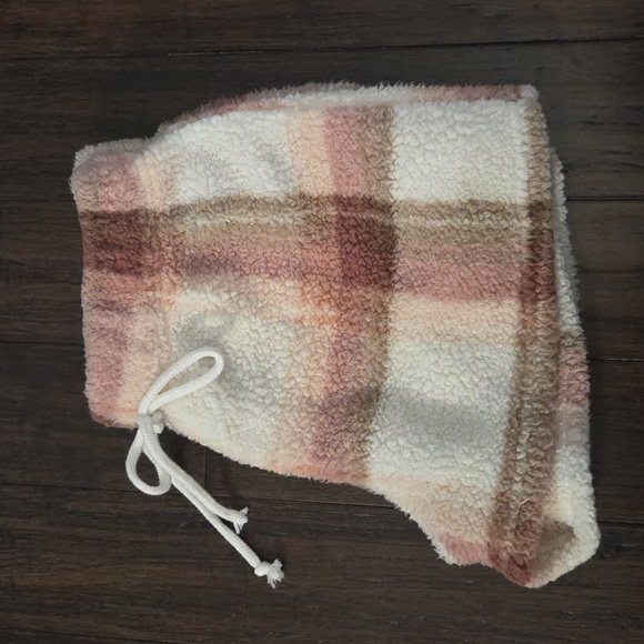 Pink & Brown Plaid Fleece Shorts - Picture 3 of 4